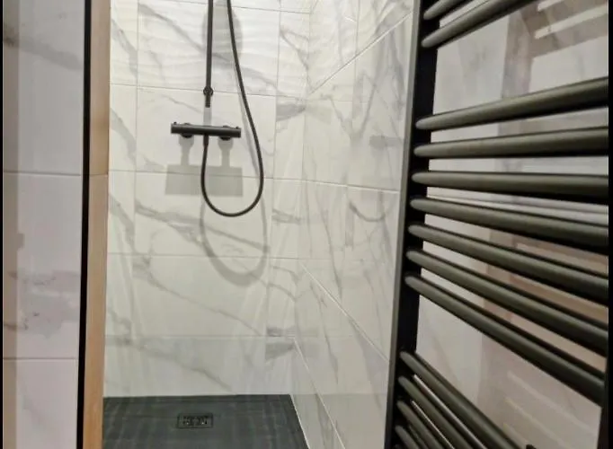 Maisonnette Confort Parking Prive 別荘