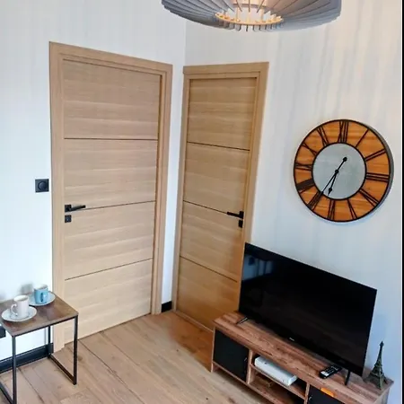 Maisonnette Confort Parking Prive Будинок відпочинку *